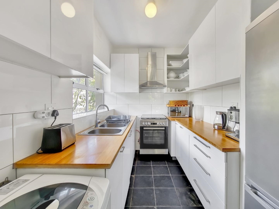 To Let 2 Bedroom Property for Rent in Tamboerskloof Western Cape